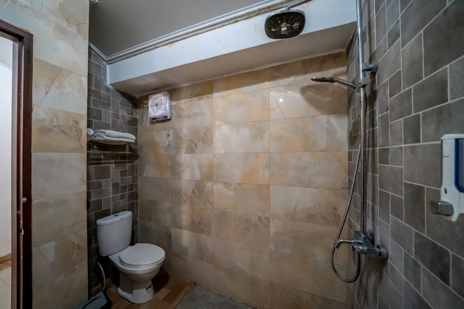 Campus Room at The Sun YTTC Bali